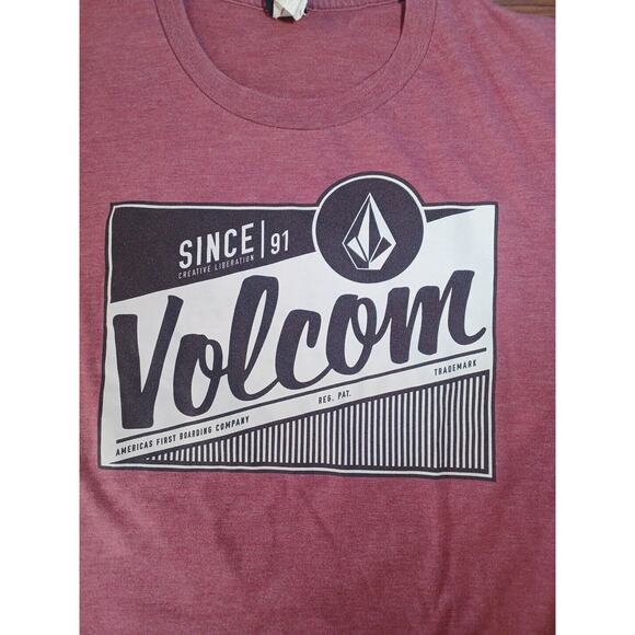 VOLCOM Shirt Mens Vintage Style Logo Graphic Size Medium Burgundy - Picture 3 of 6